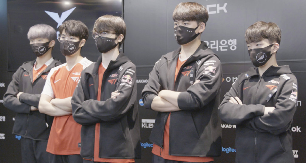 出无比坚定 出无比坚定