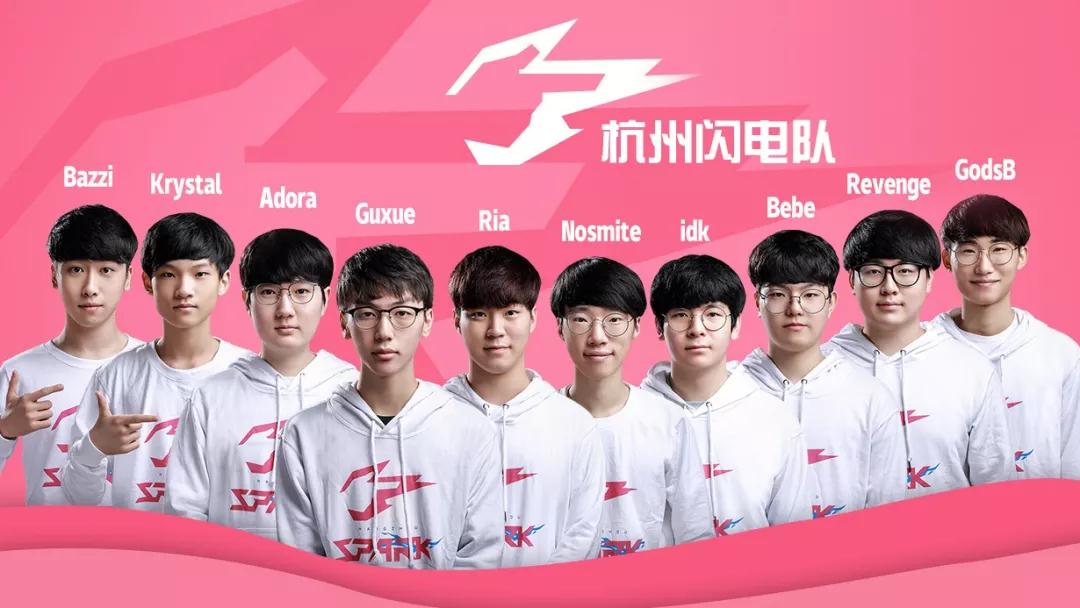 出现在镜头 出现在镜头