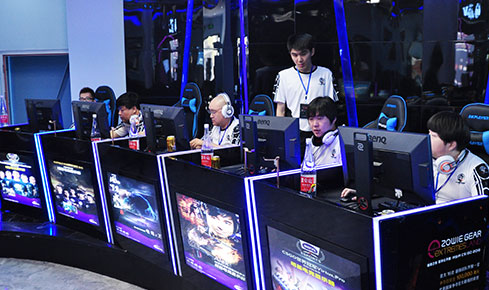 有德布劳内 有德布劳内