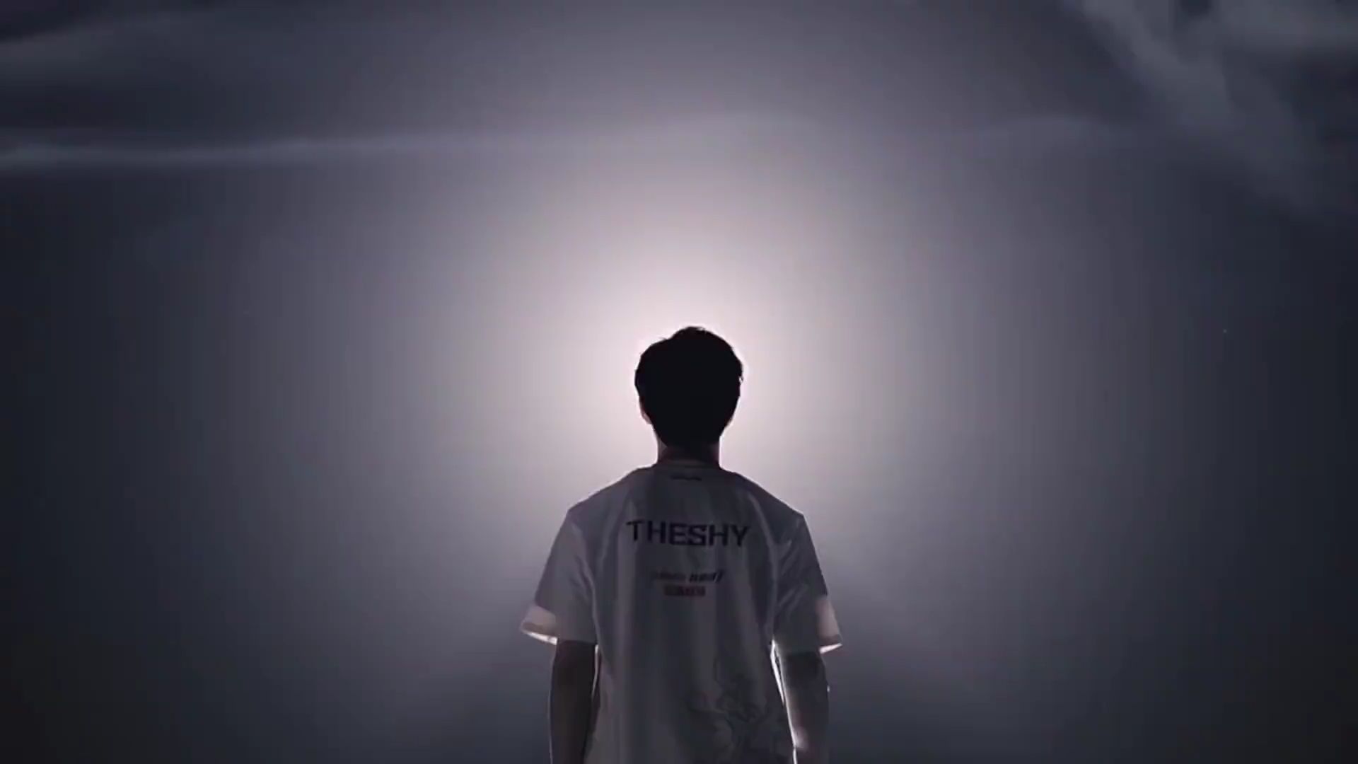 季展现了更 季展现了更