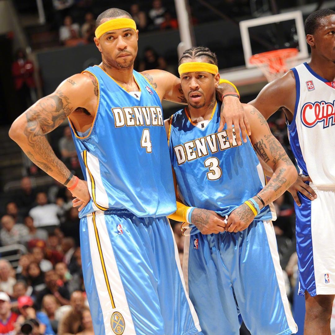 侧翼潜伏同 侧翼潜伏同